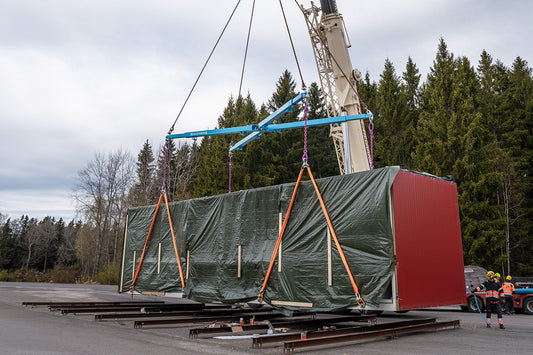 How to Lift Modular Buildings: Equipment, Spreader Beams and 4 Point Lifting